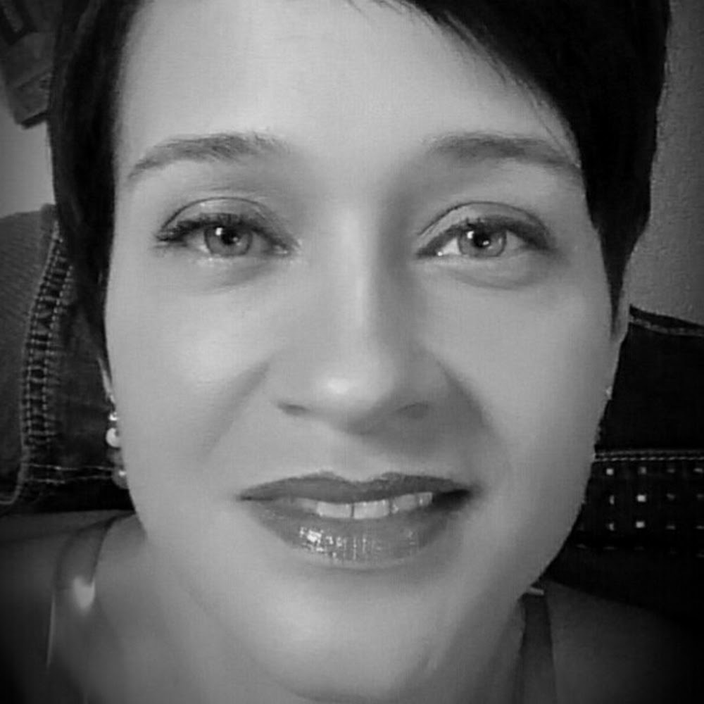 Meet your Posher, Yvonne